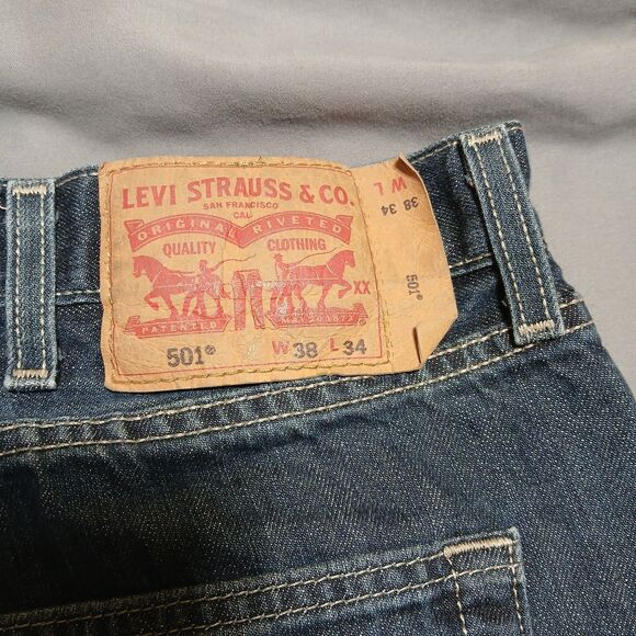 Levis 501xx Jeans Mens 38x34 Fits 38x32 Straight Button Fly Dark Wash Biker Moto - Picture 12 of 13